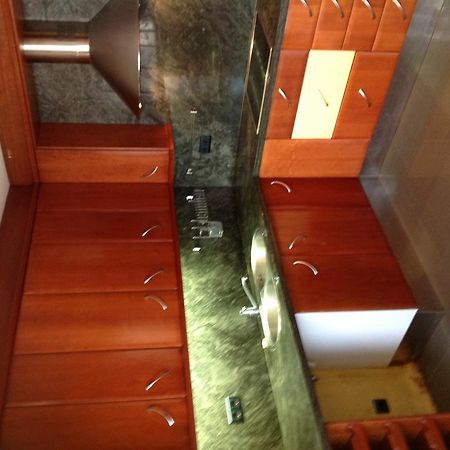 Hostel Alhambra Girona Luaran gambar